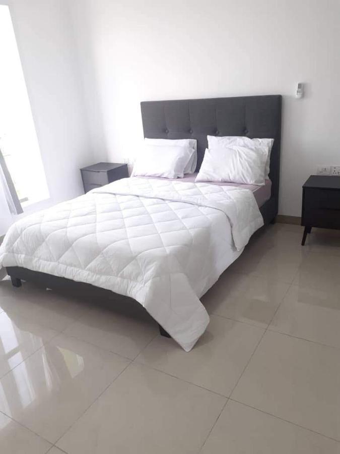 אקרה Premier Executive Apartment - The Ivy, East Legon מראה חיצוני תמונה
