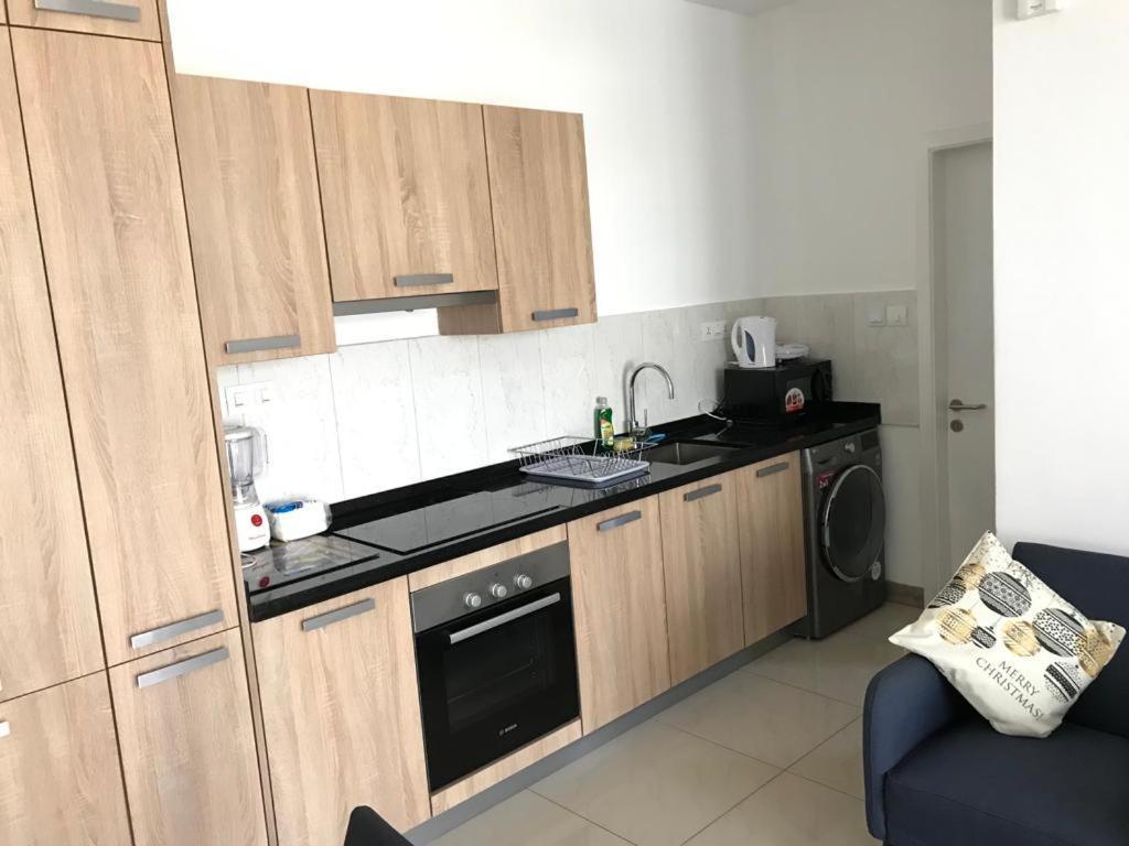 אקרה Premier Executive Apartment - The Ivy, East Legon מראה חיצוני תמונה